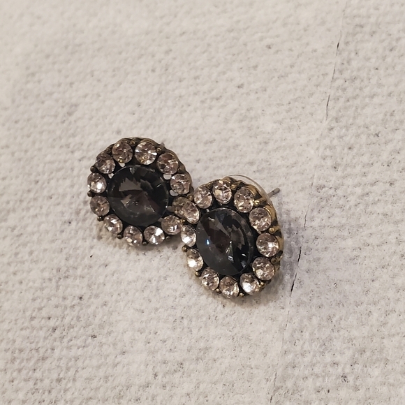 Vintage Rhinestone Big Stud Earring 🌴 - Picture 4 of 9